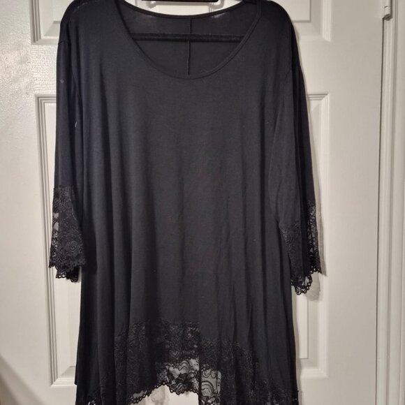 italian Tops - Elegant Black Lace Trim Tunic Top
